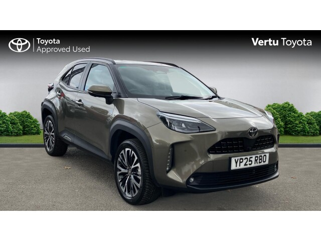 Main listing image - Toyota Yaris Cross