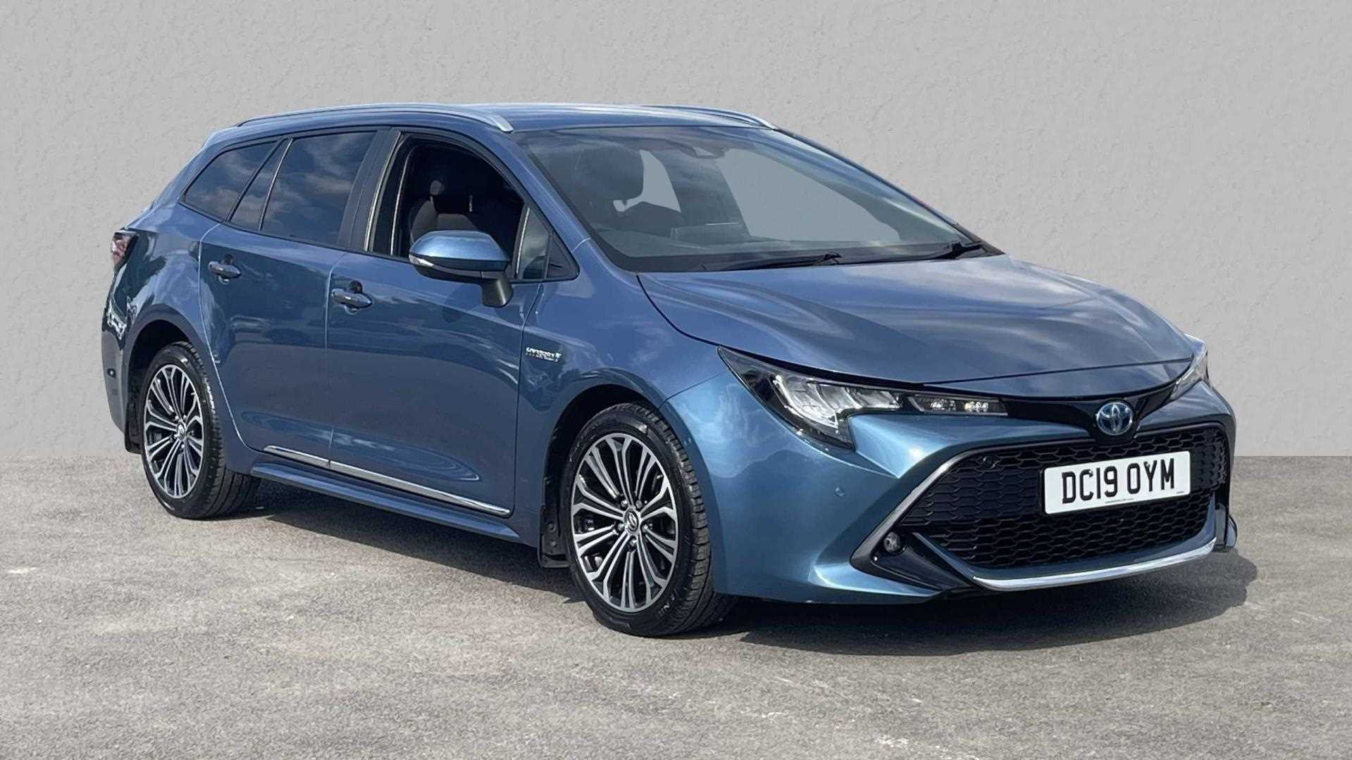 Main listing image - Toyota Corolla Touring Sport
