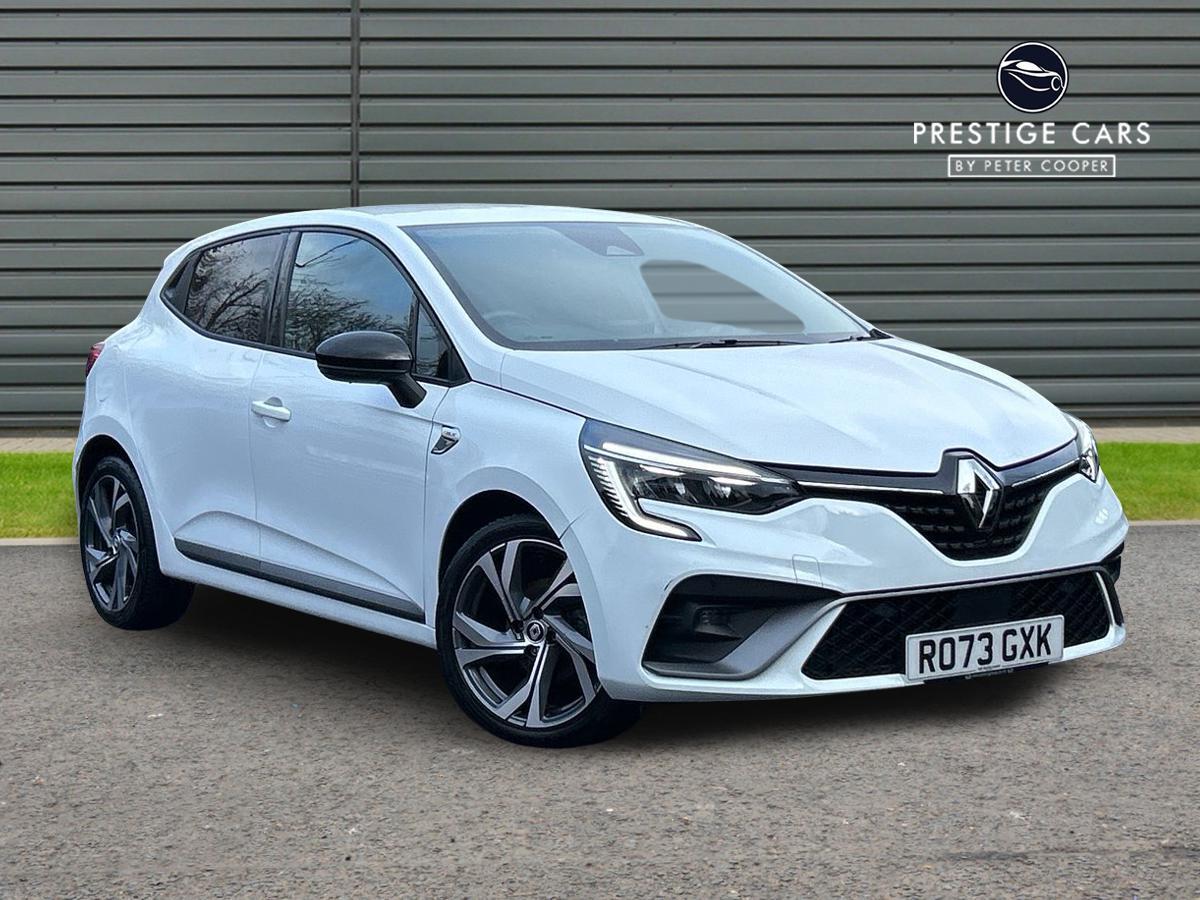 Main listing image - Renault Clio