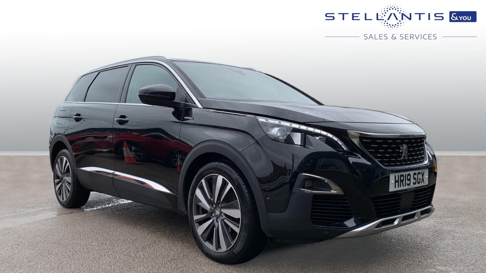 Main listing image - Peugeot 5008