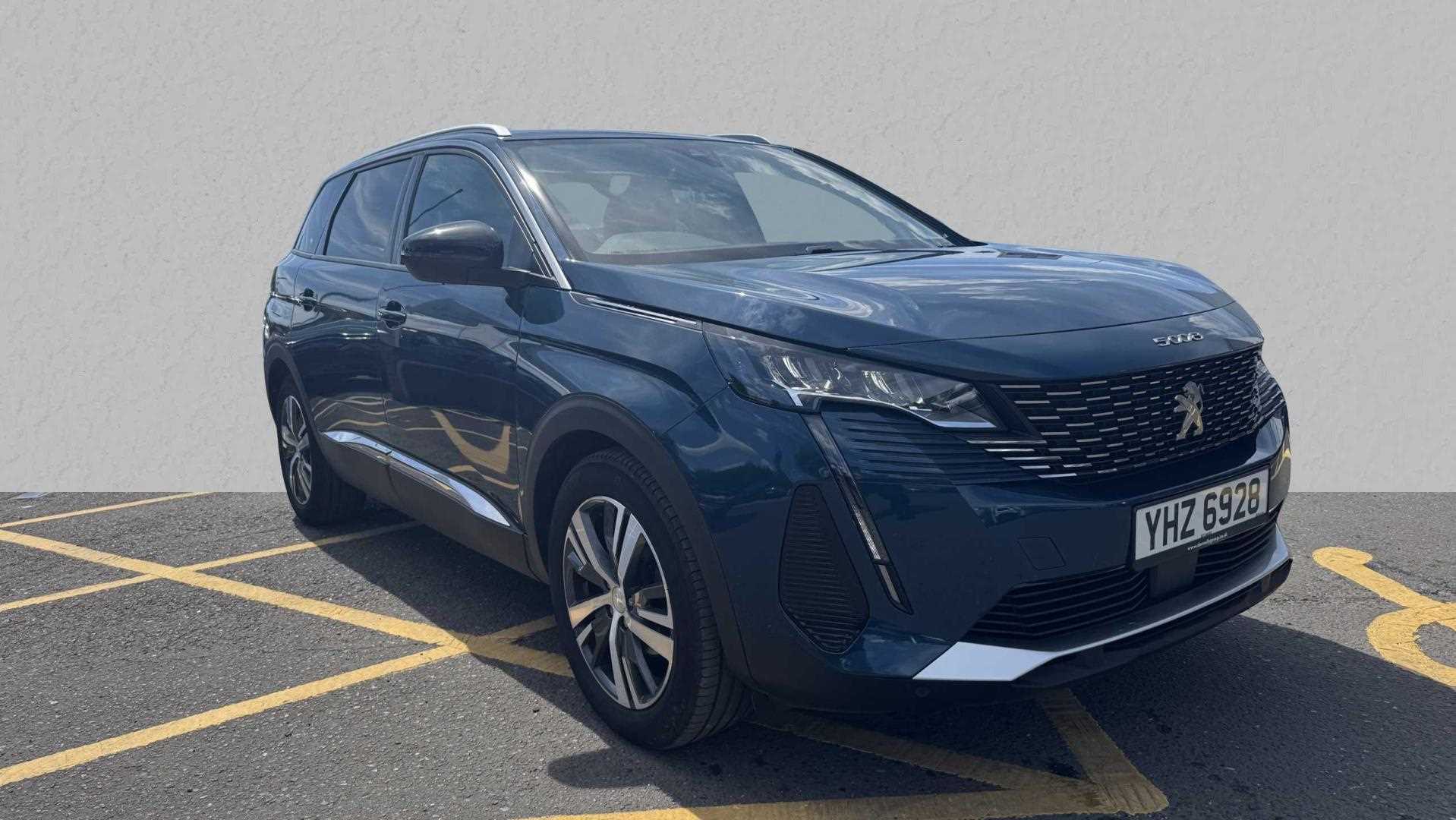 Main listing image - Peugeot 5008