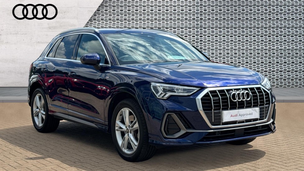 Main listing image - Audi Q3