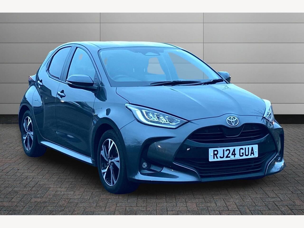 Main listing image - Toyota Yaris