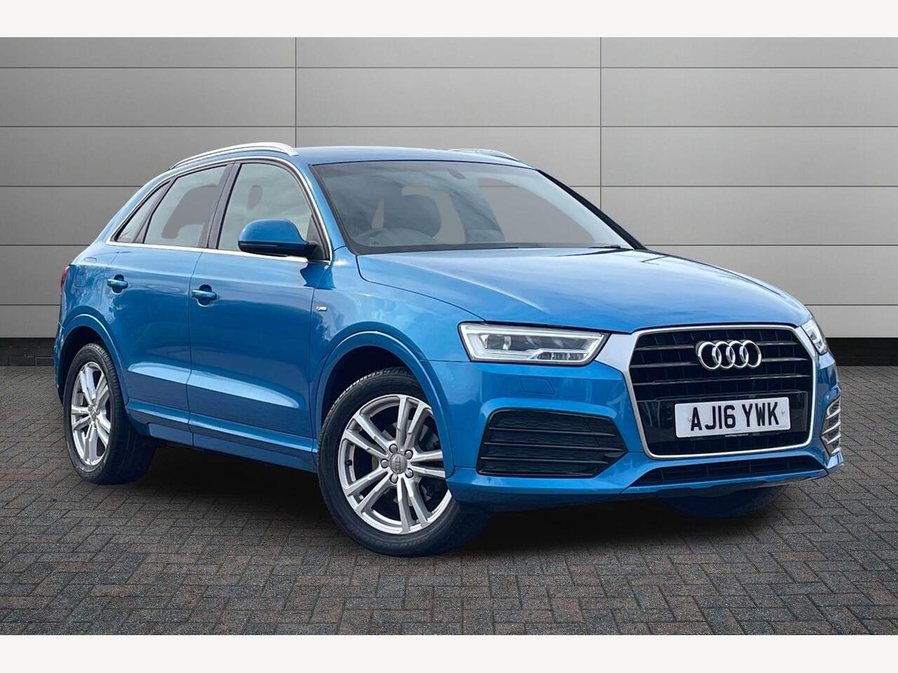 Main listing image - Audi Q3