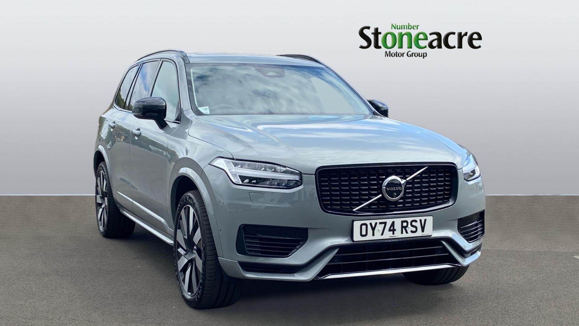 Main listing image - Volvo XC90