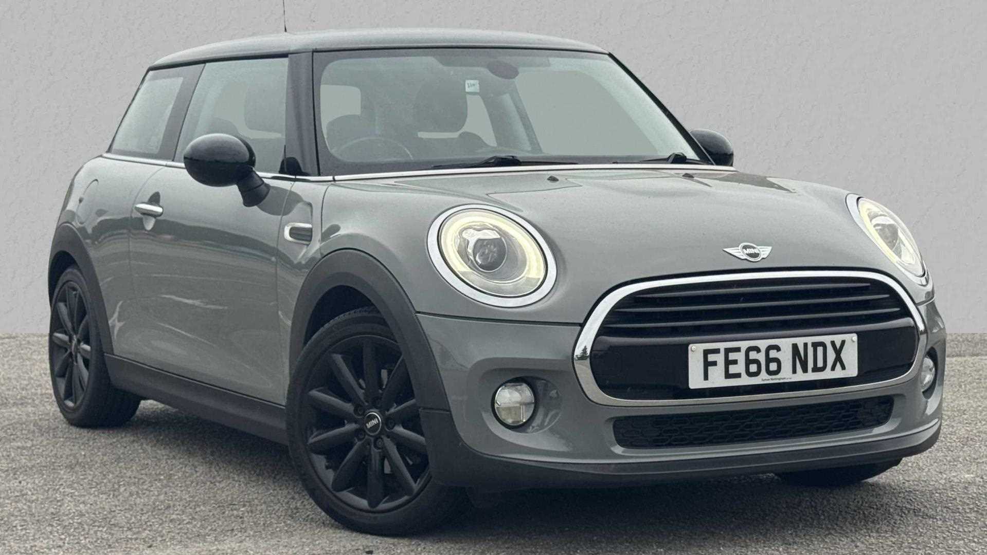 Main listing image - MINI Hatchback