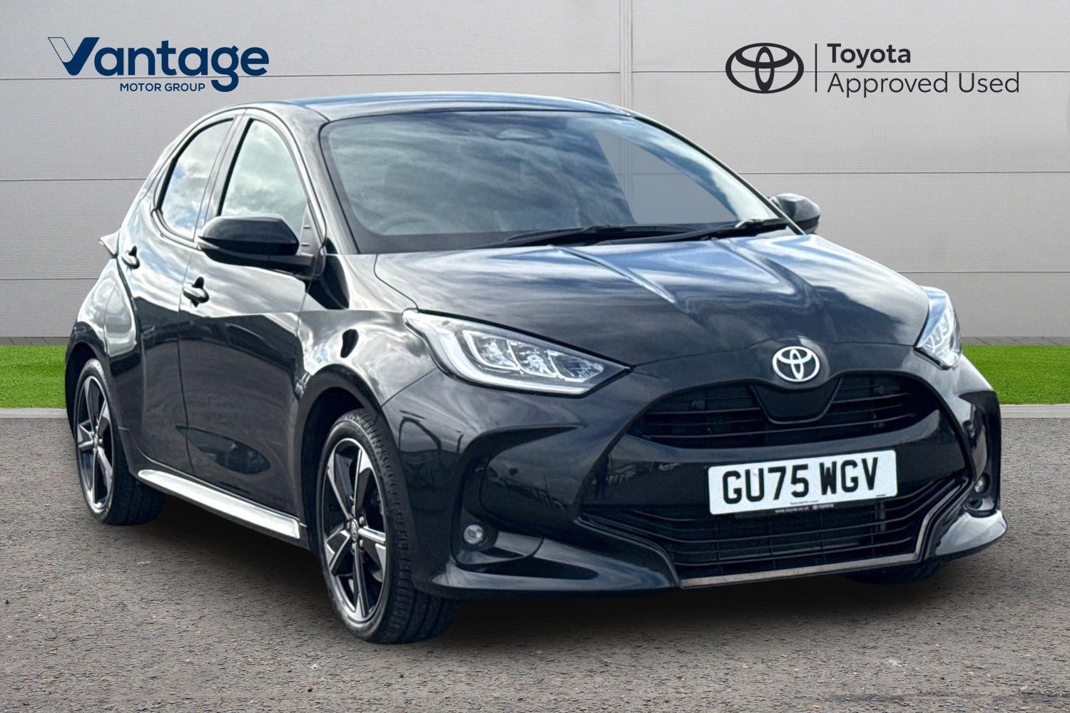 Main listing image - Toyota Yaris