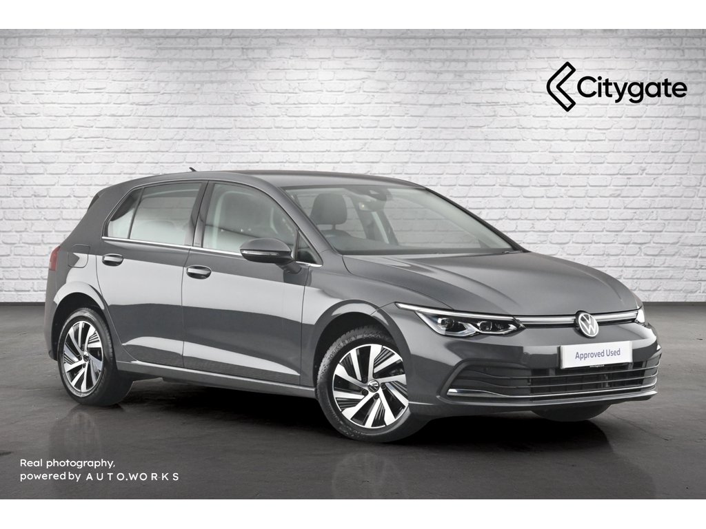 Main listing image - Volkswagen Golf