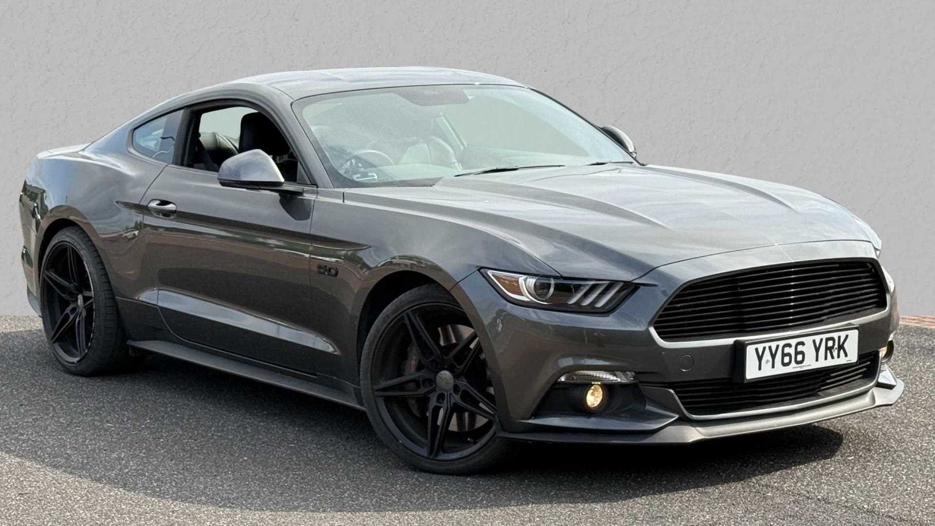 Main listing image - Ford Mustang