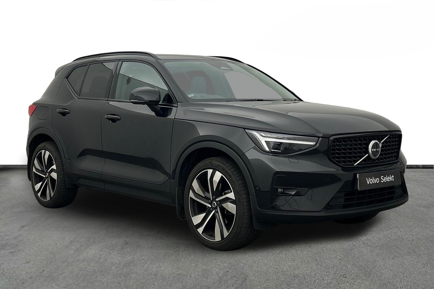 Main listing image - Volvo XC40