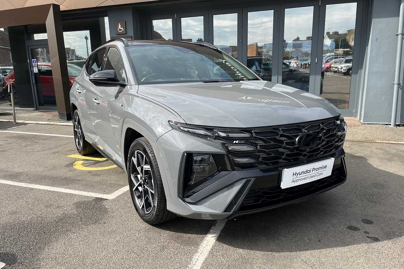 Main listing image - Hyundai Tucson