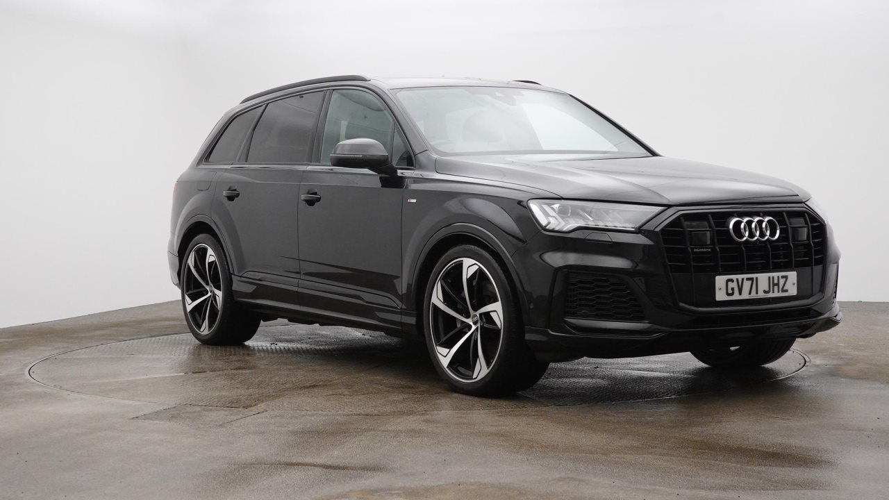 Main listing image - Audi Q7