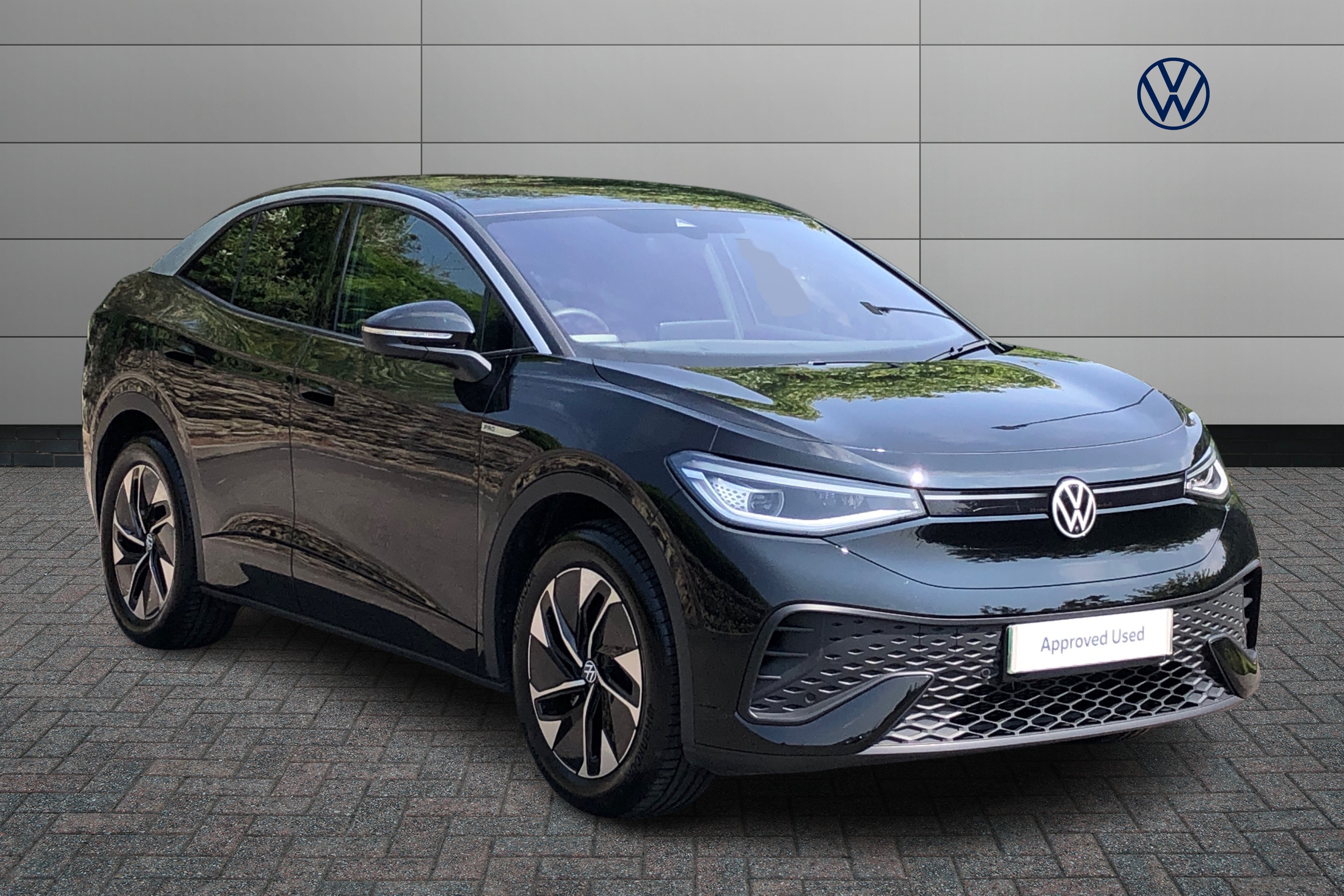 Main listing image - Volkswagen ID.5