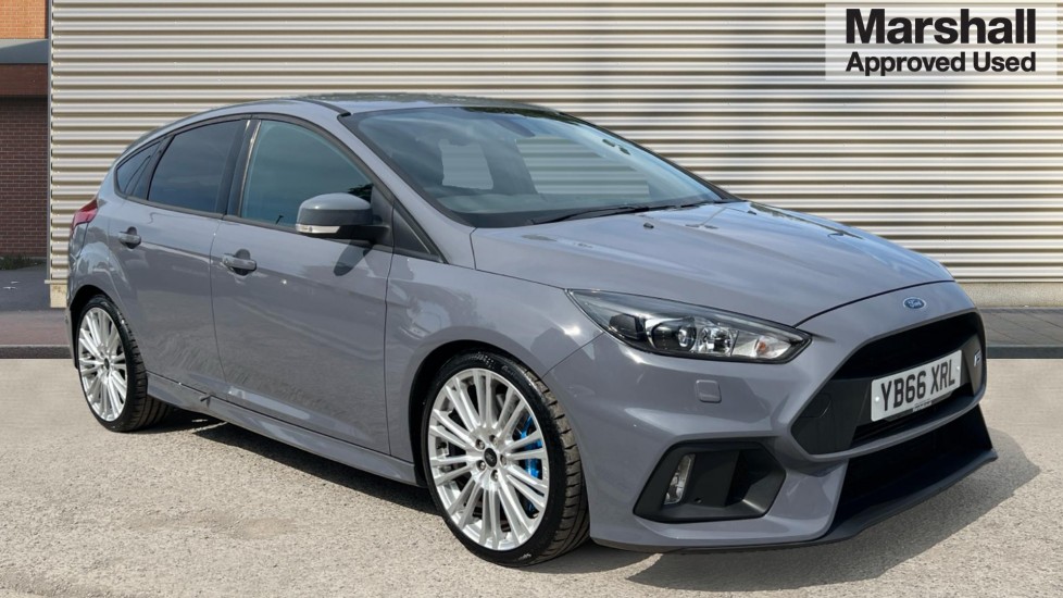 Main listing image - Ford Focus RS