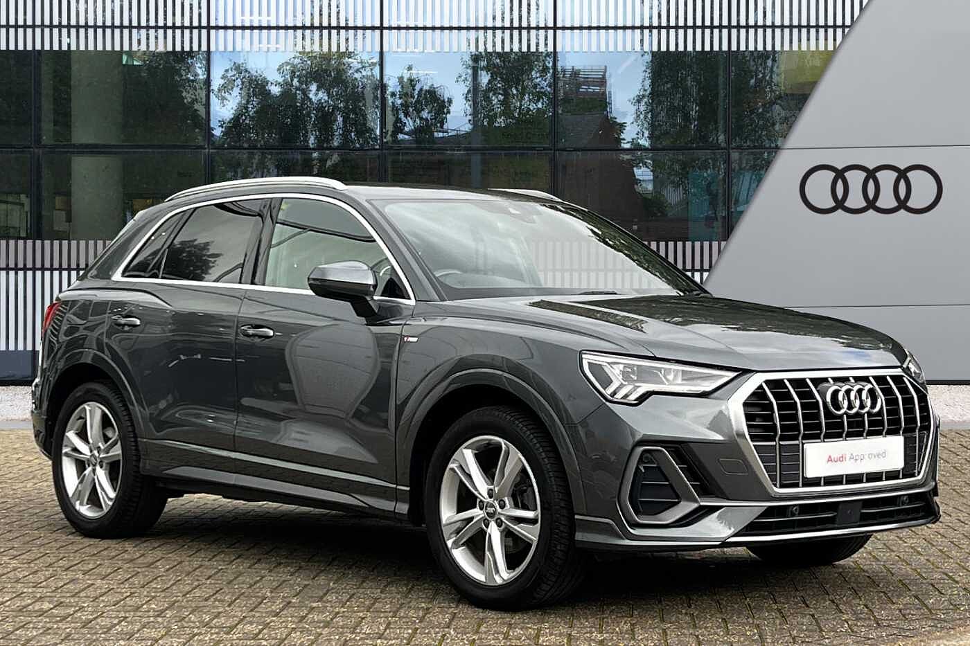 Main listing image - Audi Q3