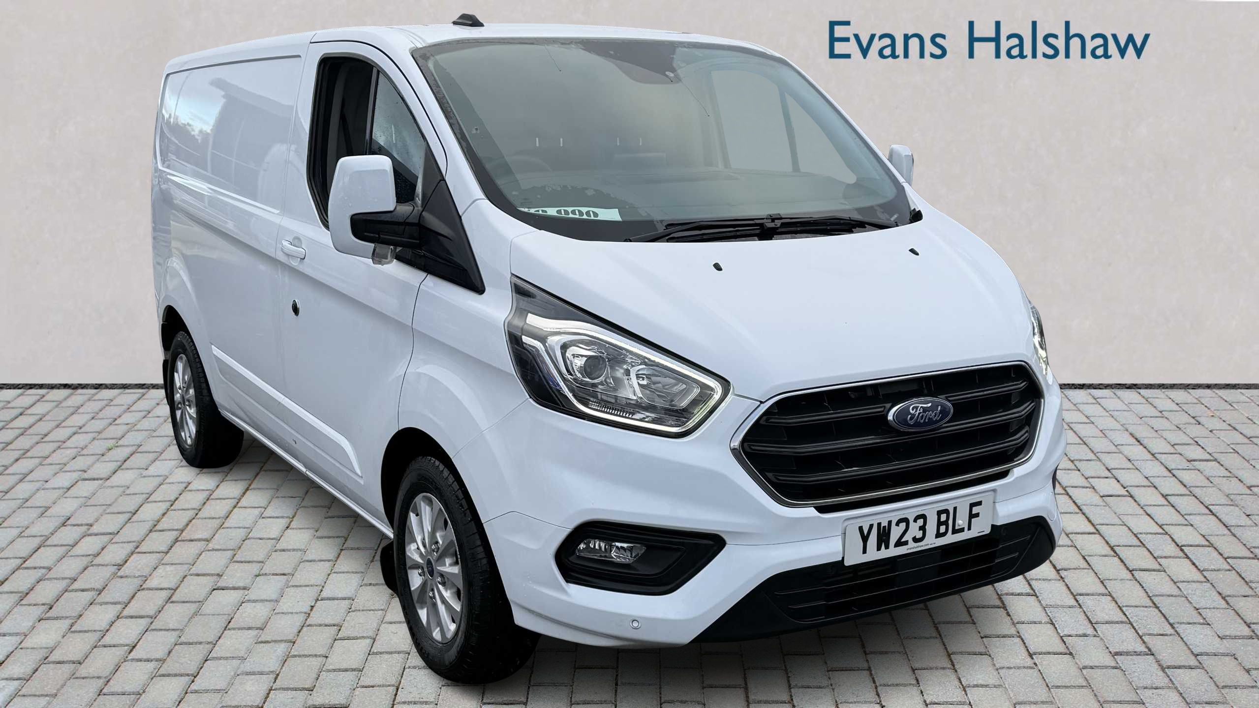 Main listing image - Ford Transit Custom