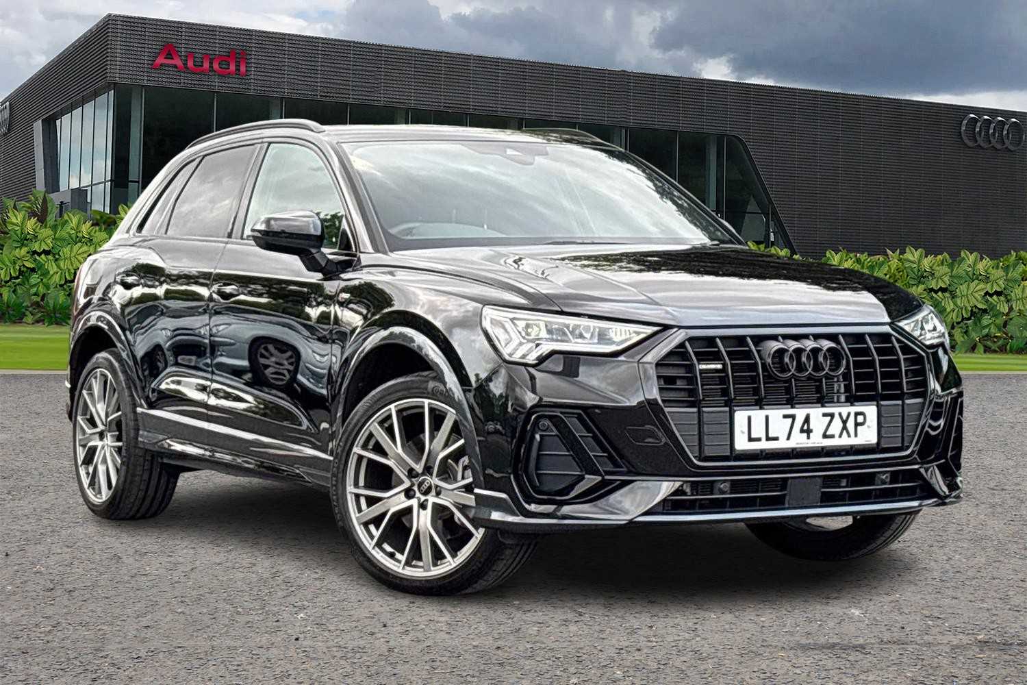Main listing image - Audi Q3