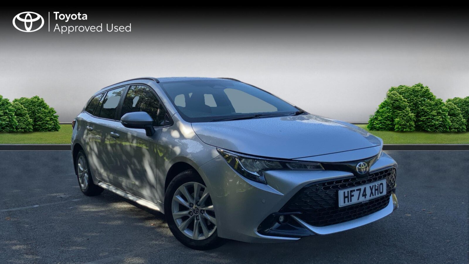 Main listing image - Toyota Corolla Touring Sport