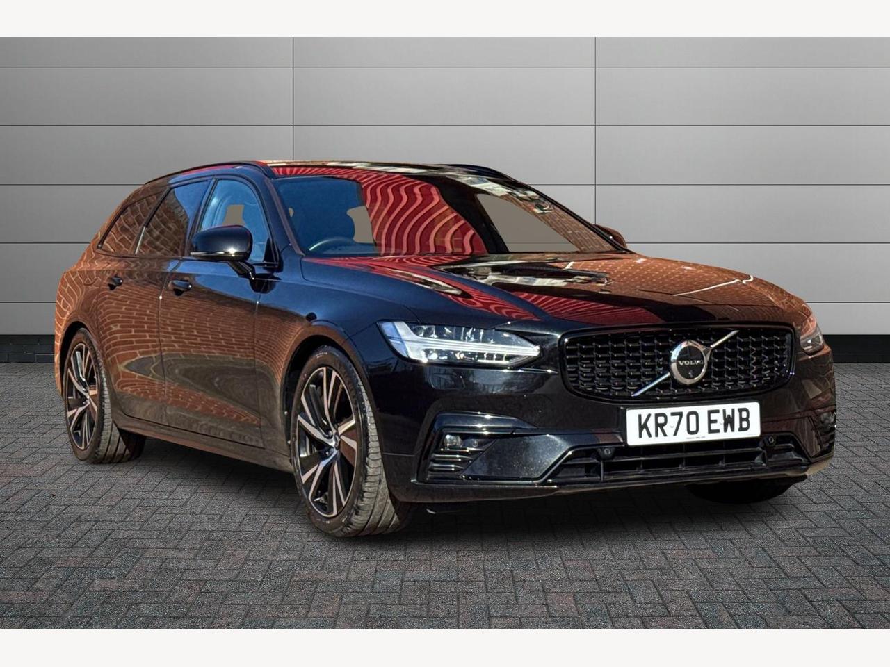 Main listing image - Volvo V90
