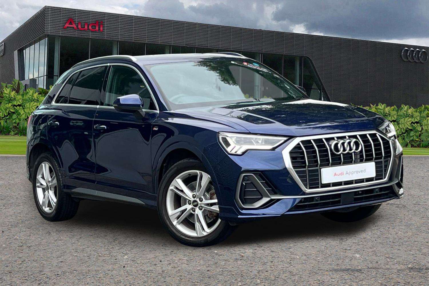 Main listing image - Audi Q3