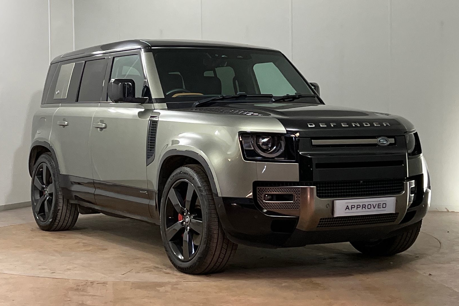 Main listing image - Land Rover Defender