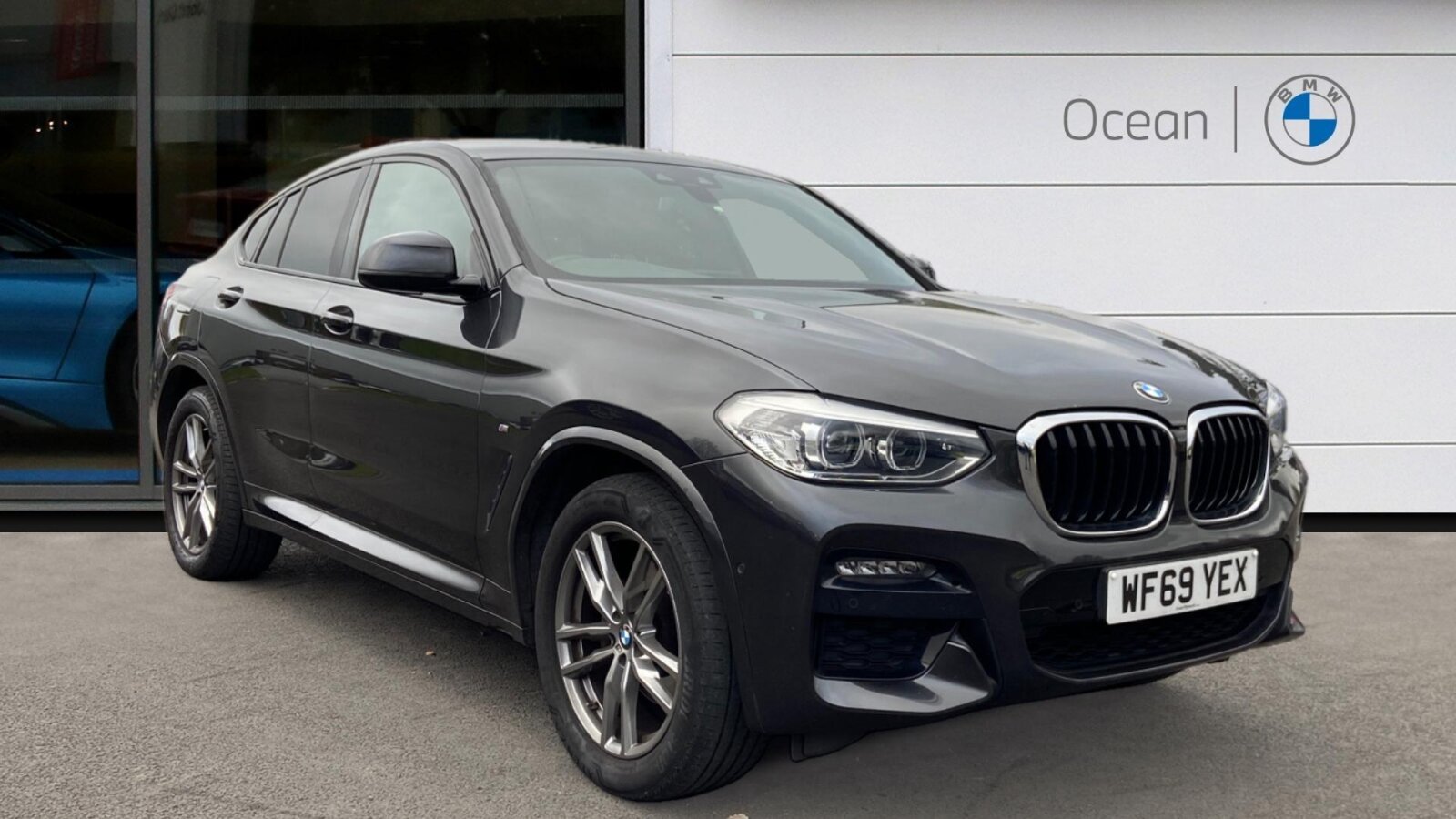 Main listing image - BMW X4