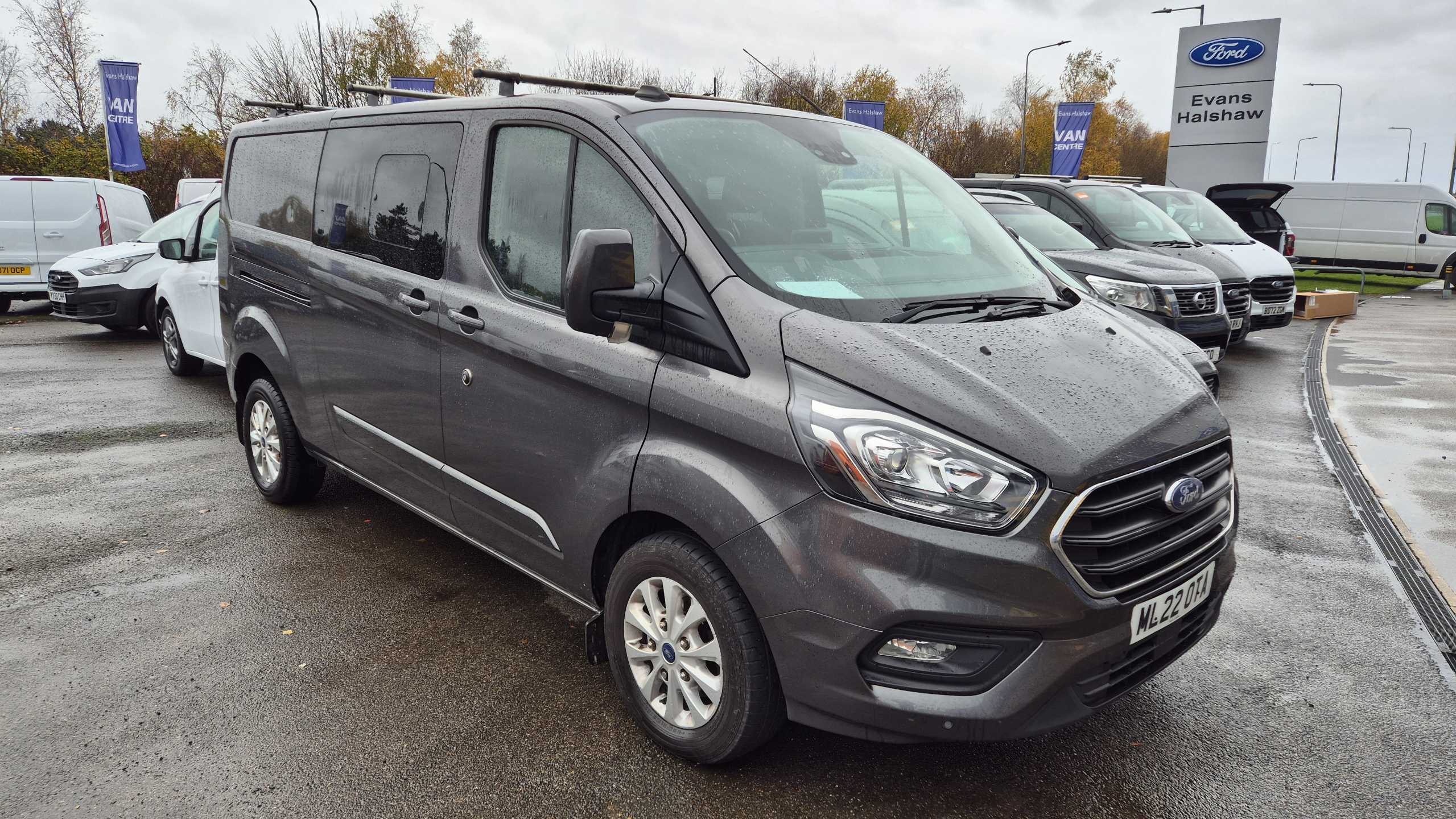 Main listing image - Ford Transit Custom