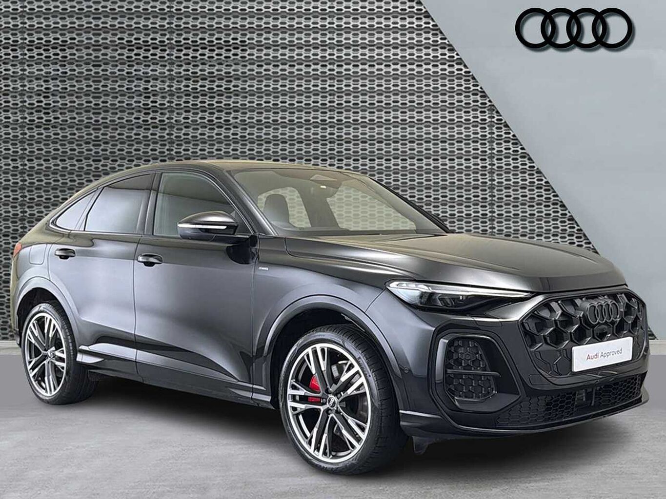 Main listing image - Audi Q5