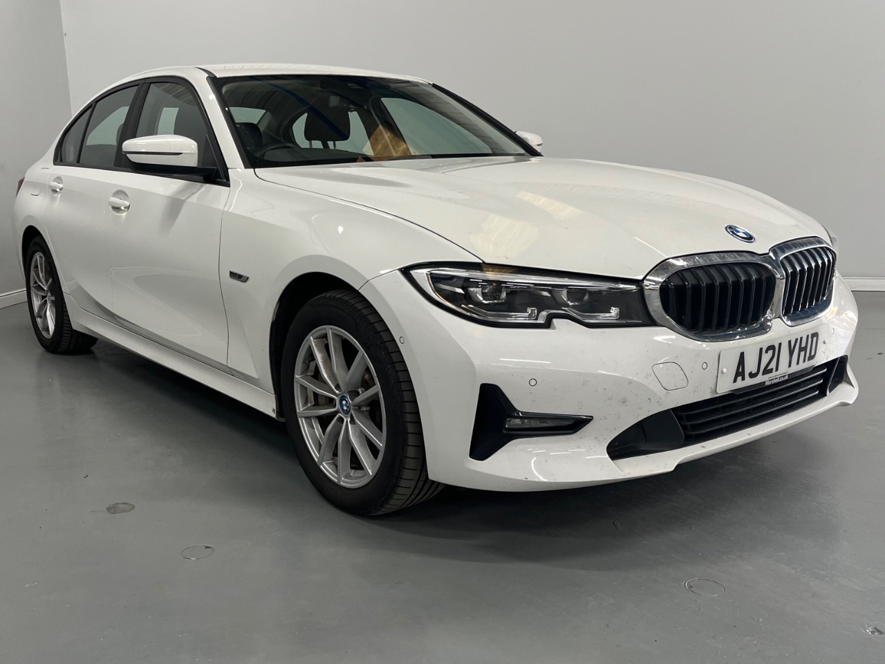 Main listing image - BMW 3 Series