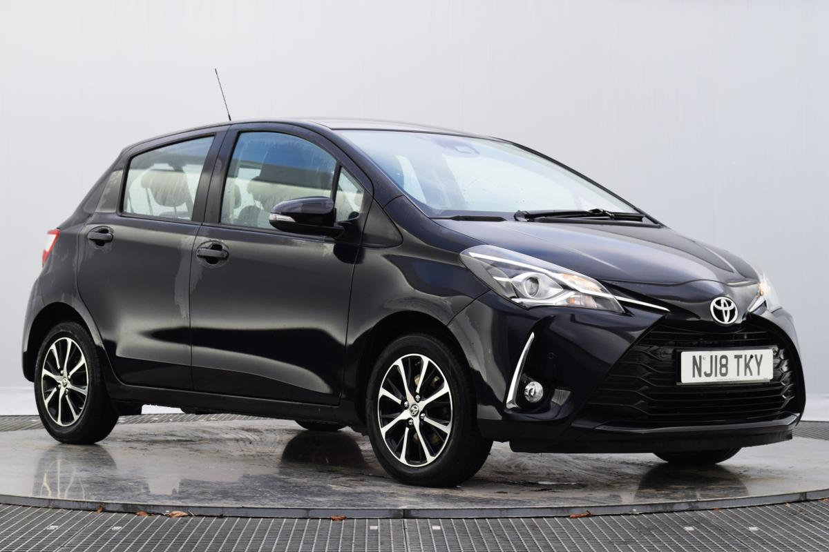 Main listing image - Toyota Yaris