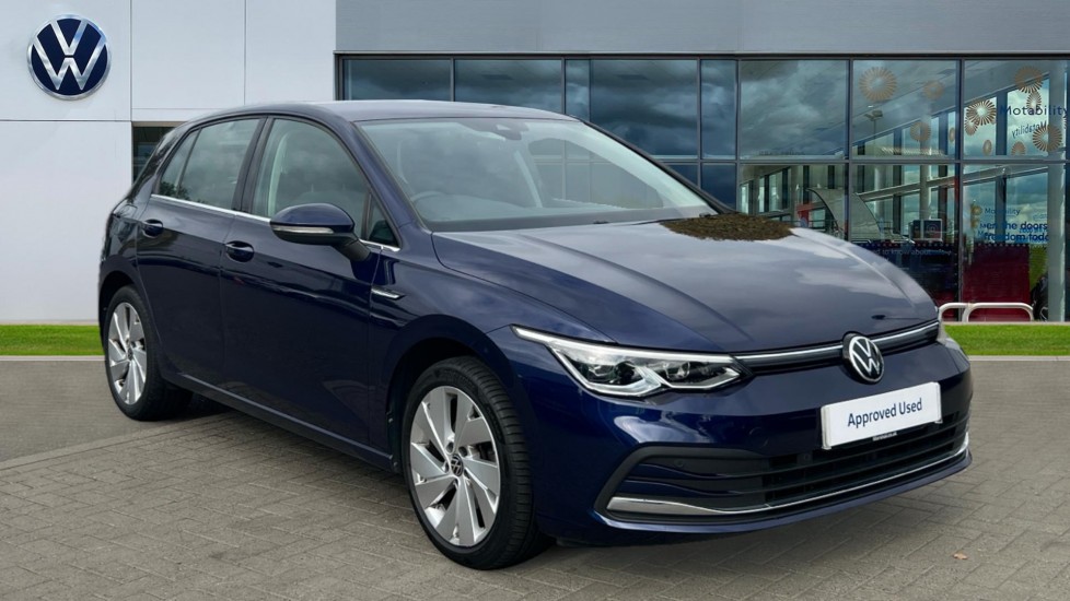 Main listing image - Volkswagen Golf