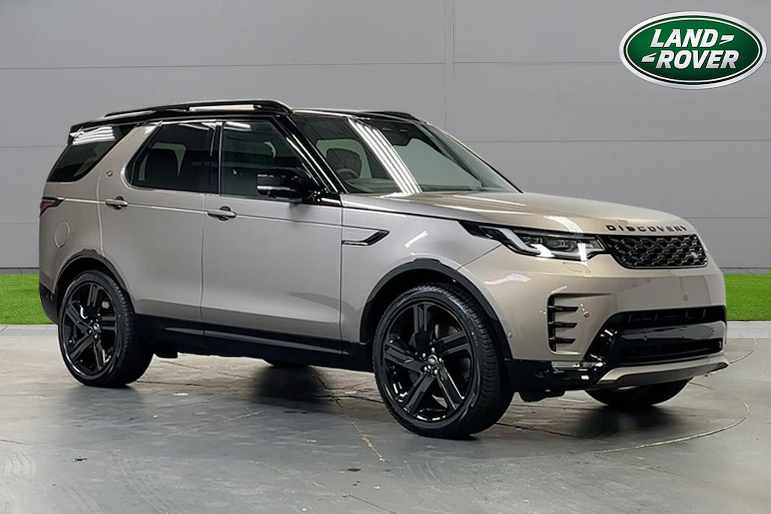 Main listing image - Land Rover Discovery