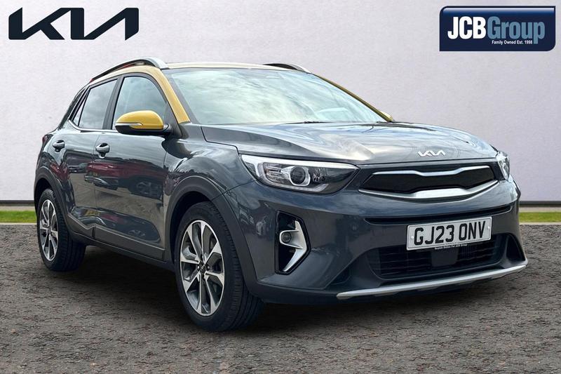 Main listing image - Kia Stonic