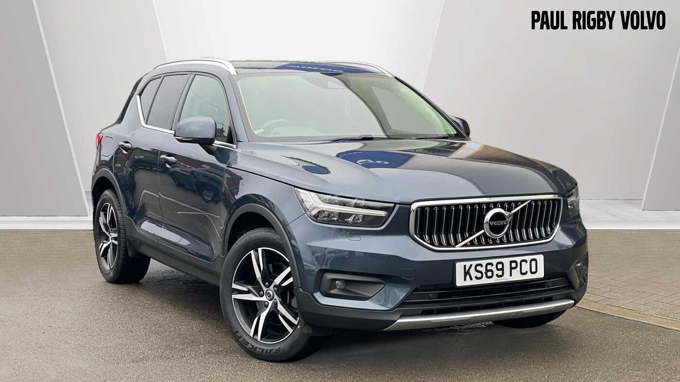 Main listing image - Volvo XC40