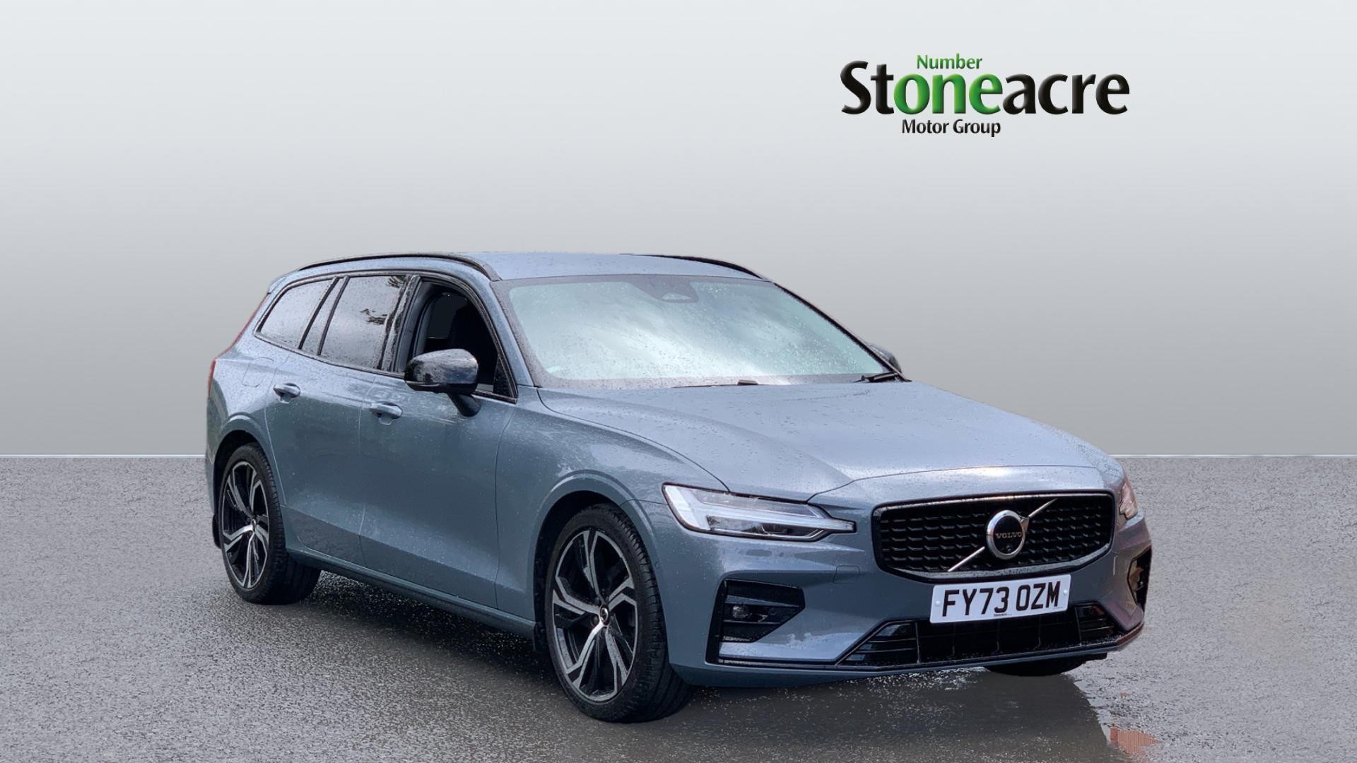 Main listing image - Volvo V60