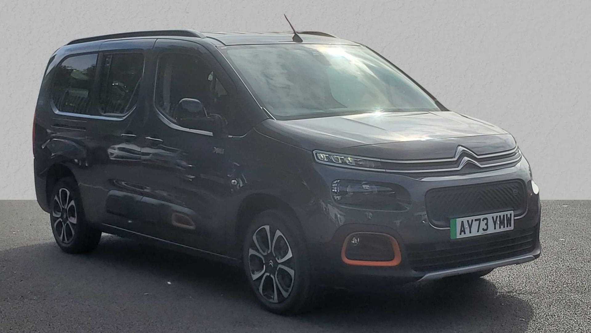 Main listing image - Citroen e-Berlingo