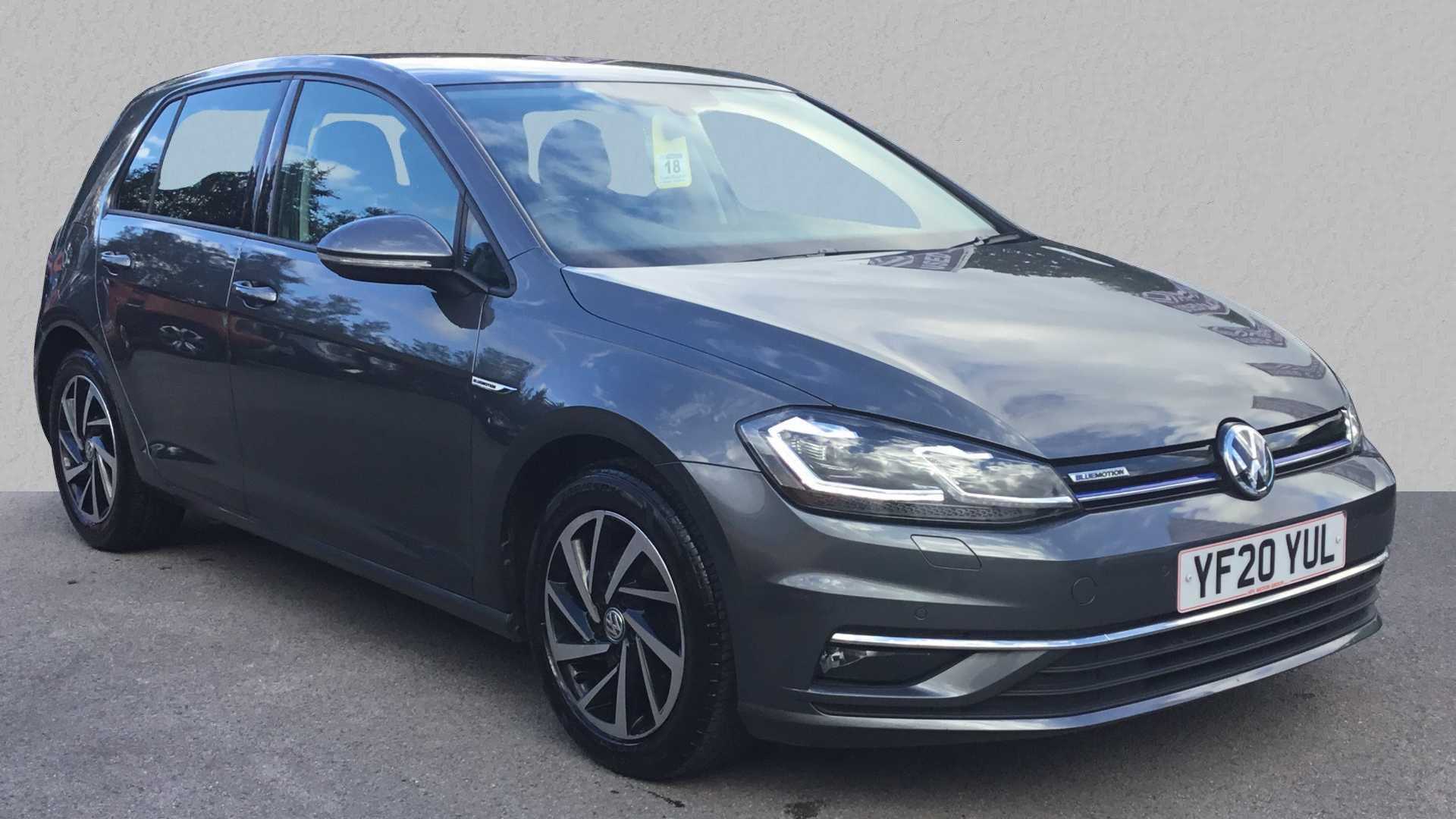 Main listing image - Volkswagen Golf