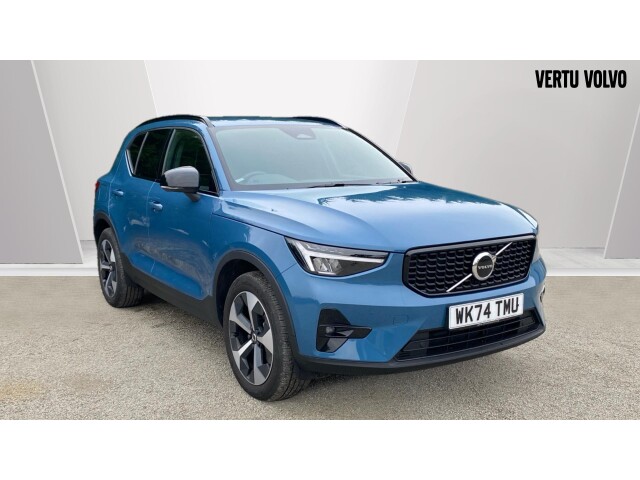 Main listing image - Volvo XC40