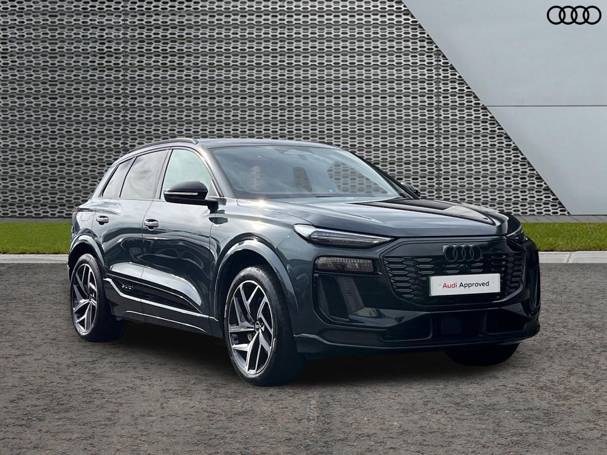 Main listing image - Audi Q6