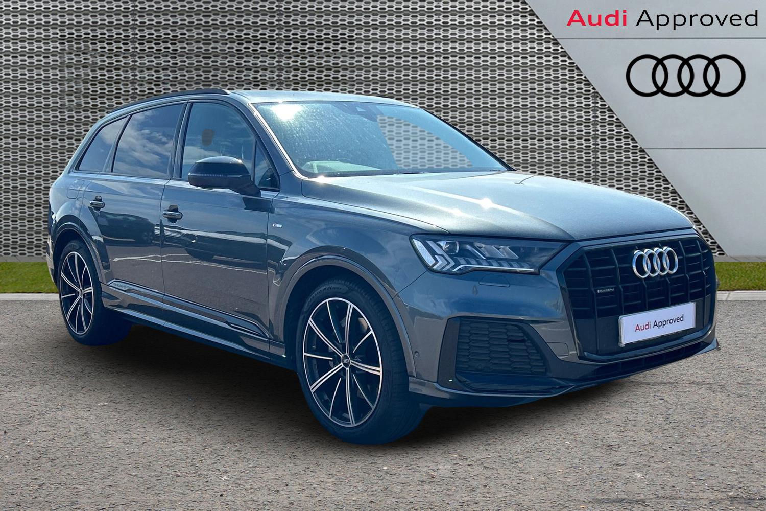 Main listing image - Audi Q7