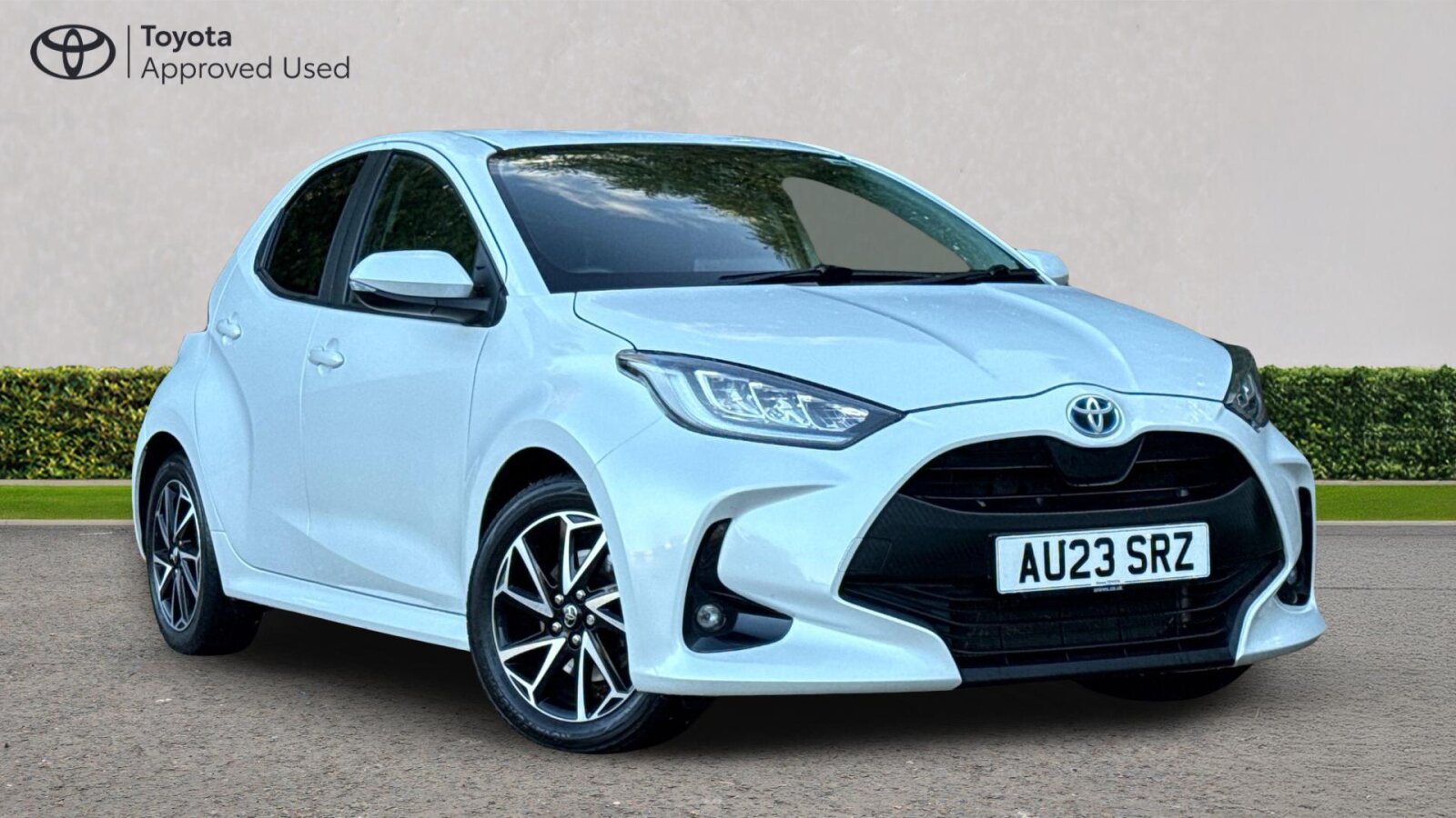 Main listing image - Toyota Yaris