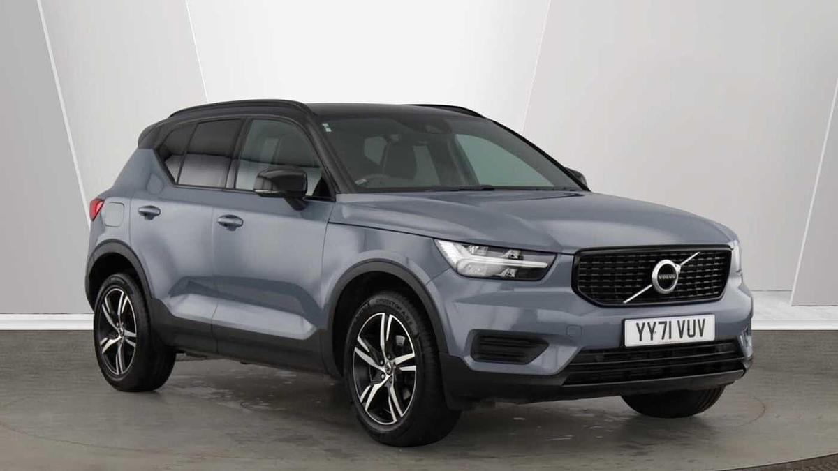 Main listing image - Volvo XC40