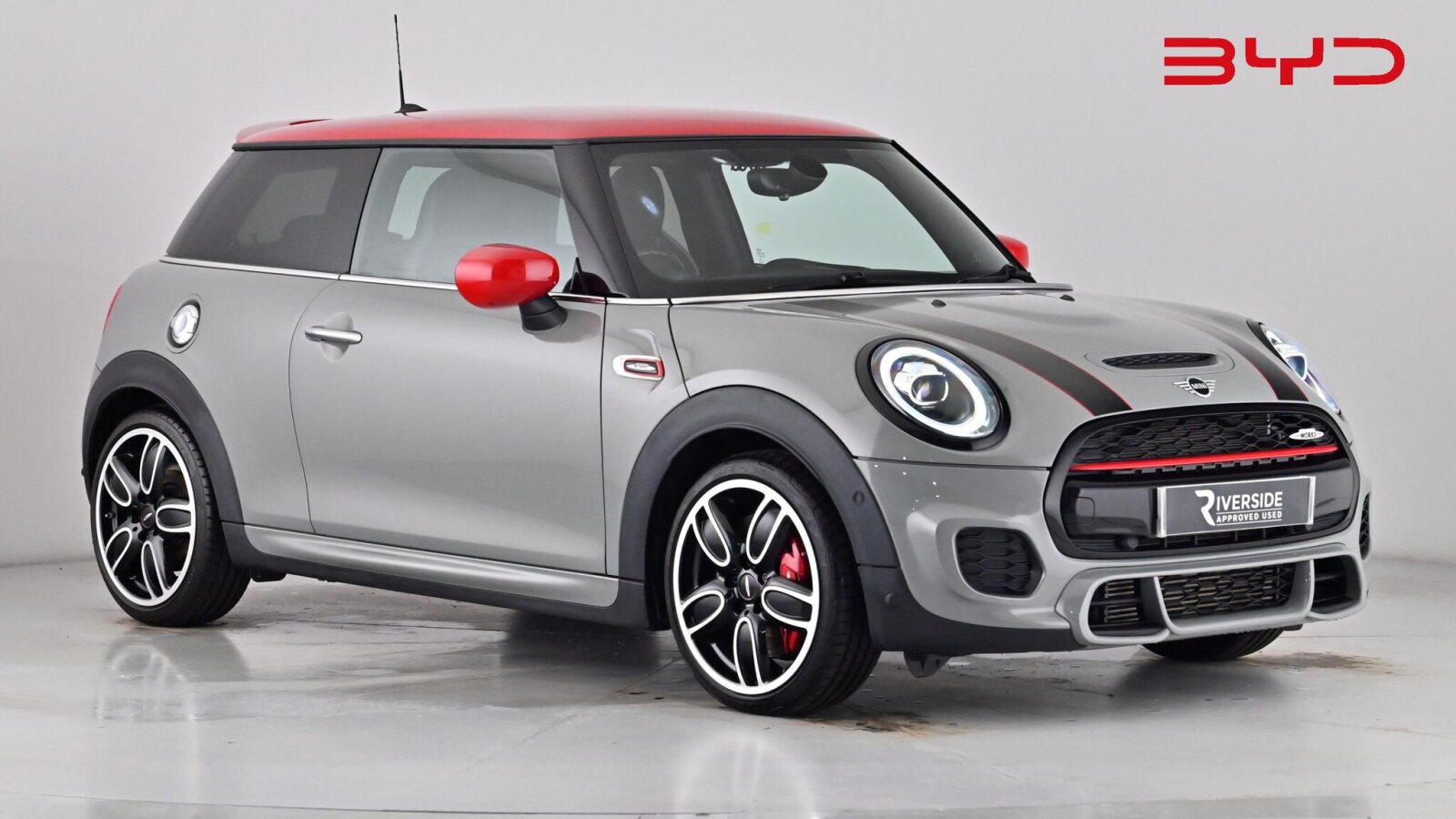 Main listing image - MINI Hatchback