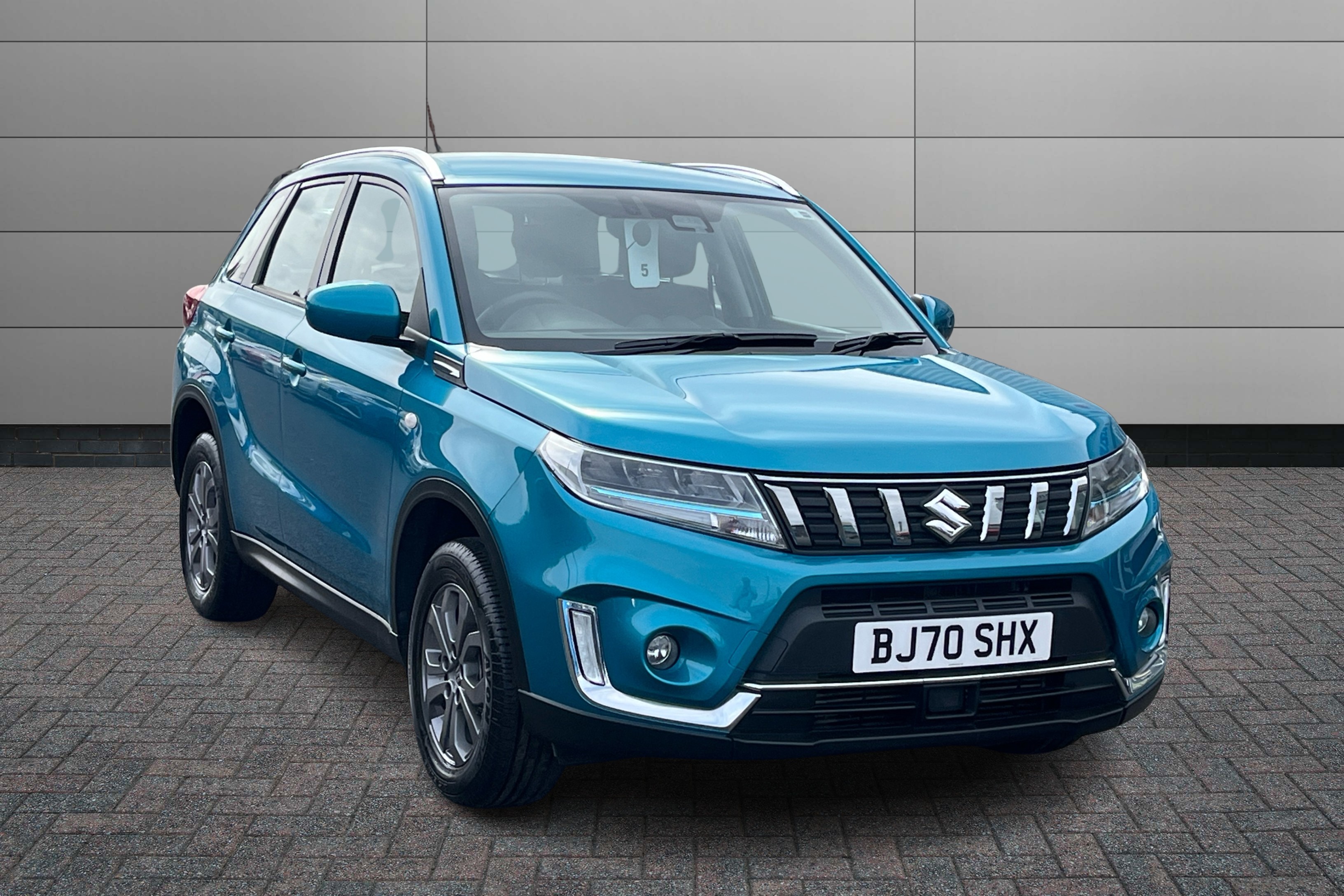 Main listing image - Suzuki Vitara