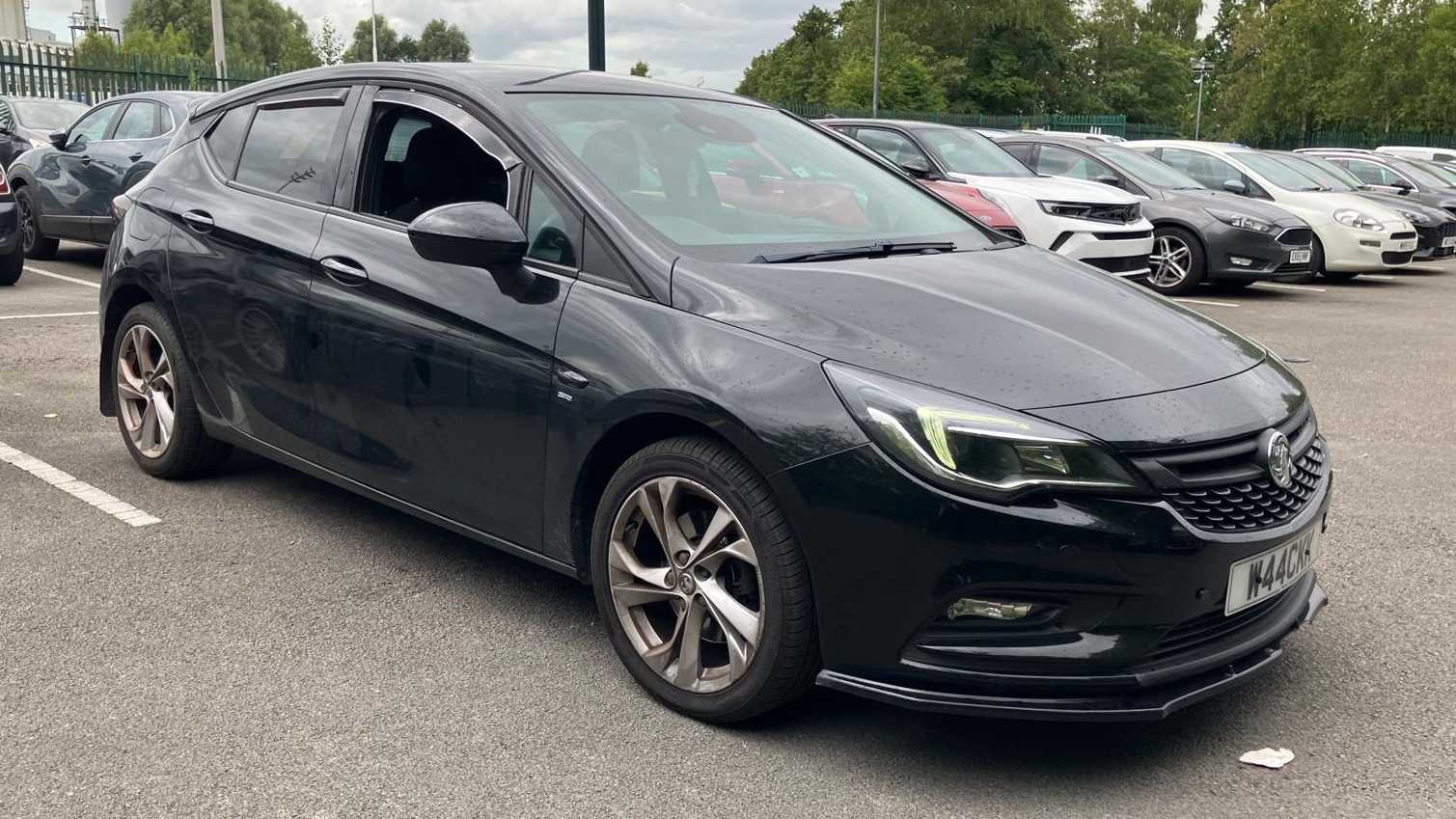 Main listing image - Vauxhall Astra