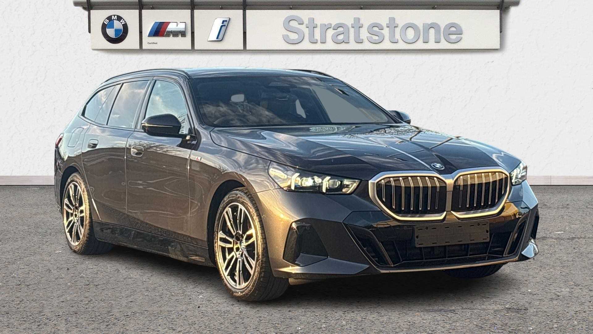 Main listing image - BMW 5 Series Touring