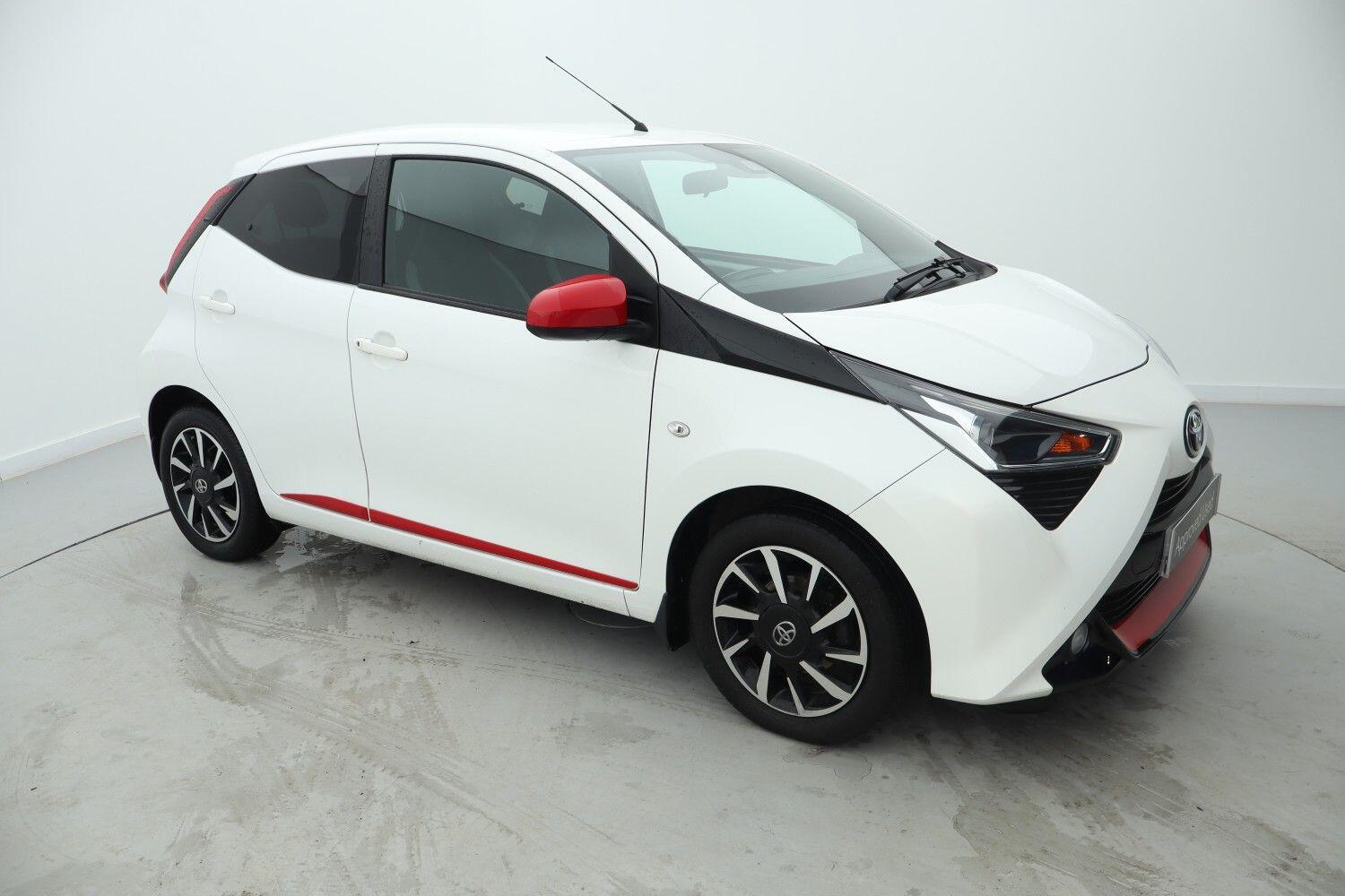 Main listing image - Toyota Aygo