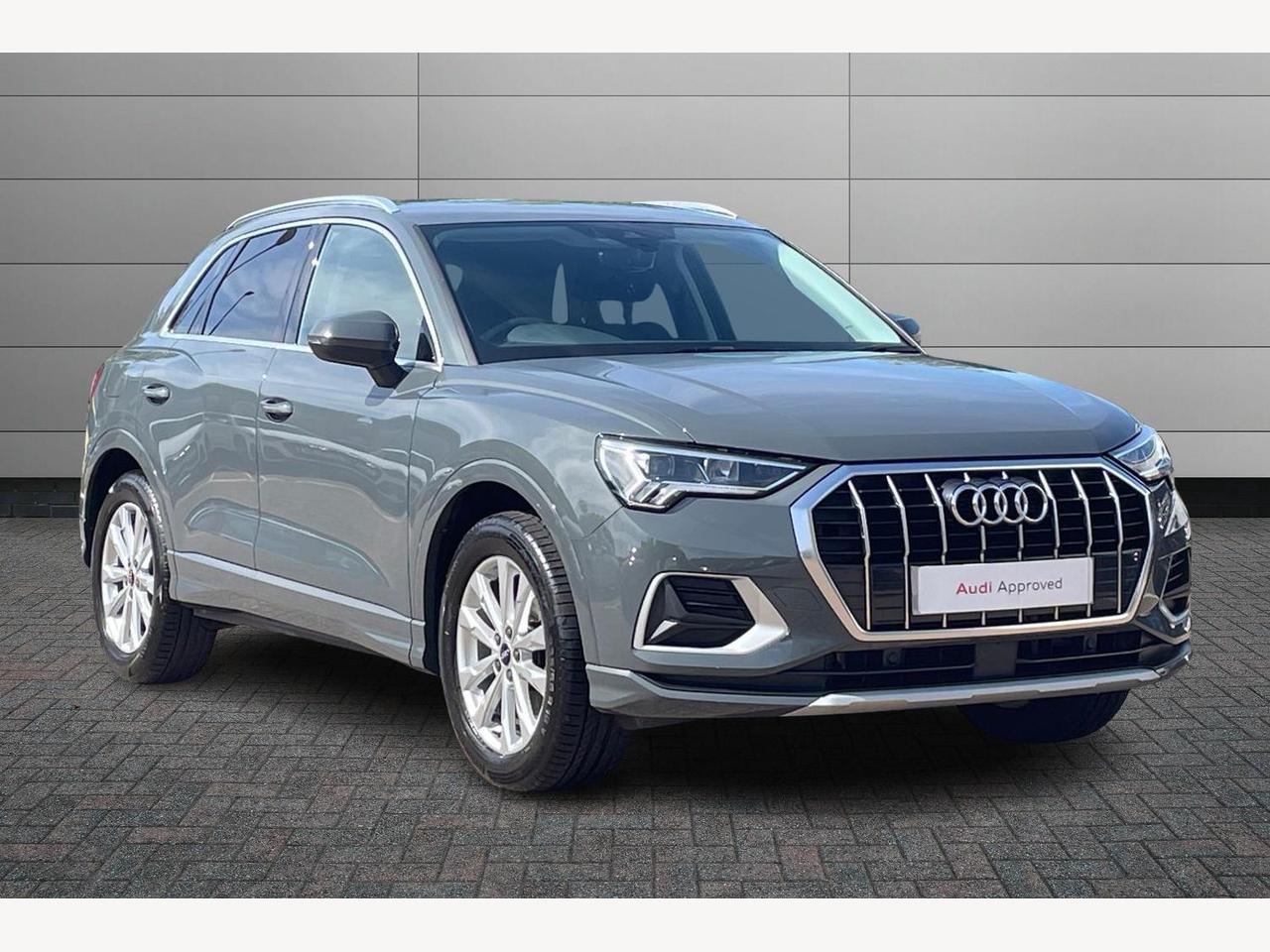 Main listing image - Audi Q3