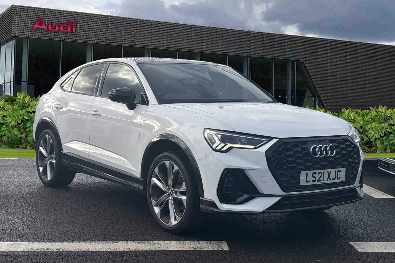 Main listing image - Audi Q3