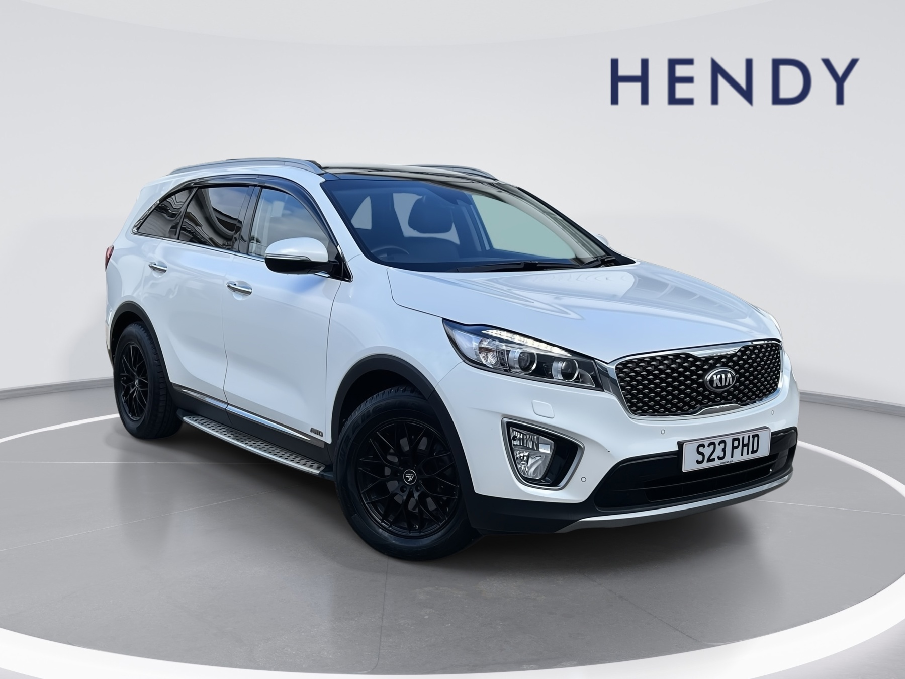 Main listing image - Kia Sorento